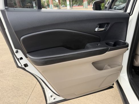Used 2016 Honda Pilot EX-L image 18
