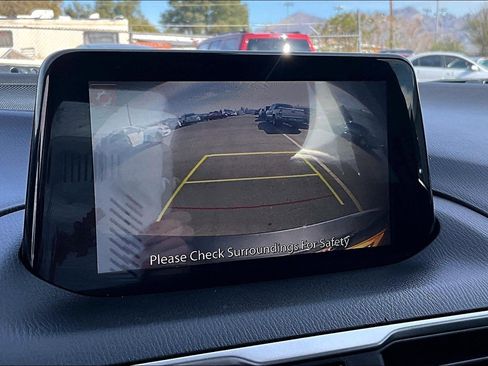 Used 2017 MAZDA MAZDA3 Touring w/ Popular Equipment Package image 18