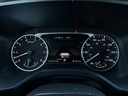 Used 2025 Nissan Rogue SV image 37