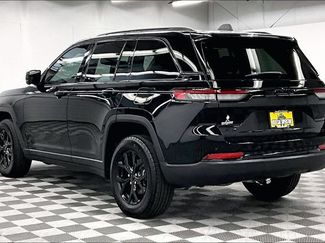 Used 2024 Jeep Grand Cherokee Altitude AWD/4WD video 2