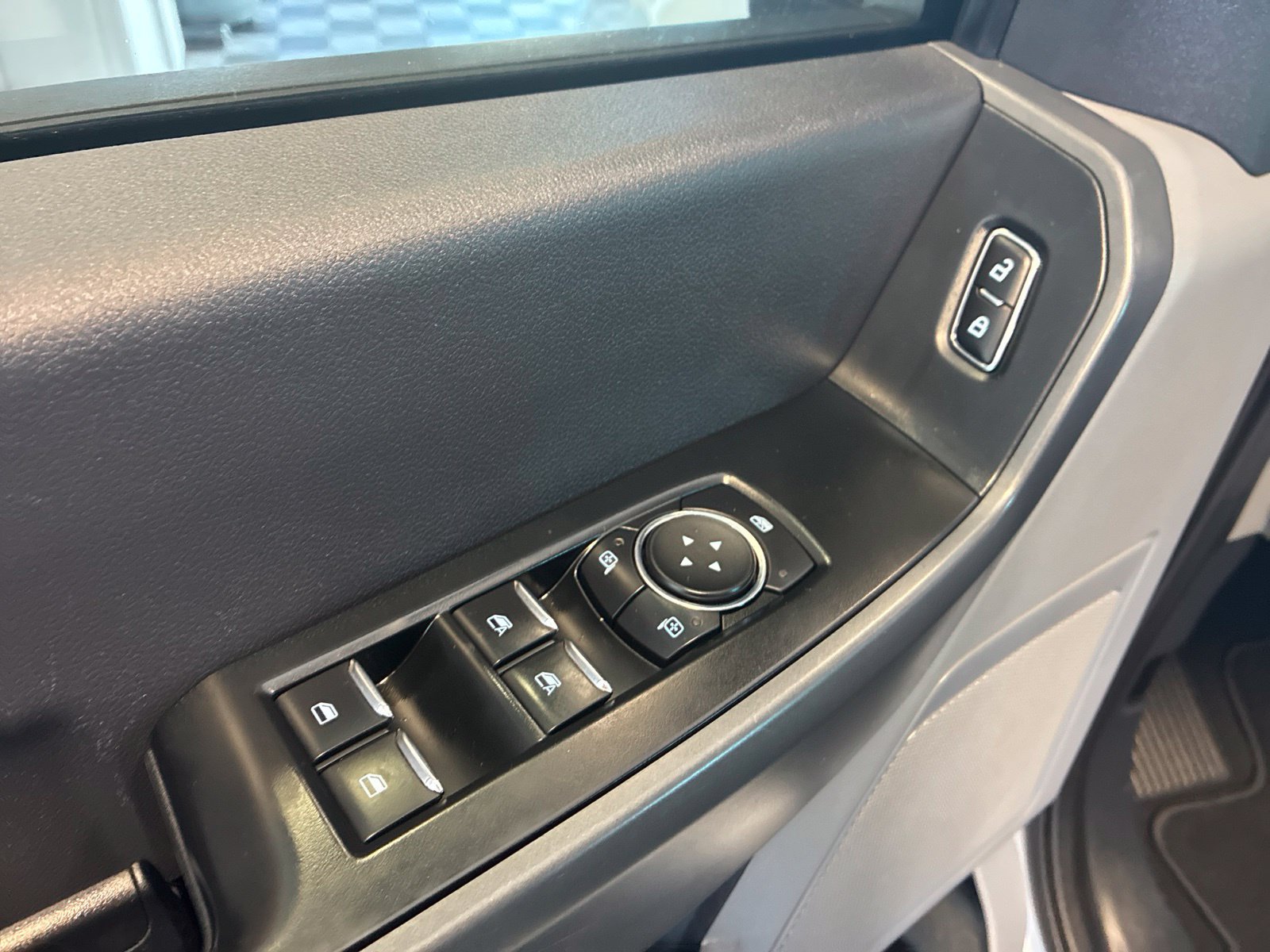 Used 2024 Ford F250 XL w/ STX Appearance Package AWD/4WD image 15