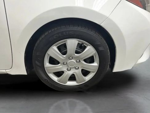 Used 2016 Toyota Corolla LE FWD image 23
