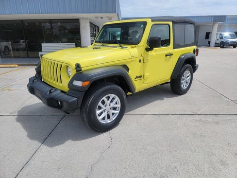 Used 2023 Jeep Wrangler Sport AWD/4WD image 1
