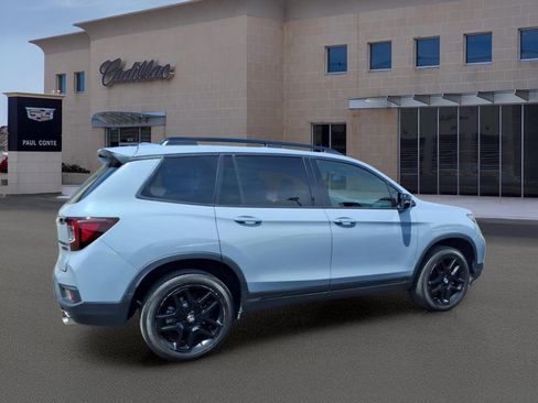 Used 2024 Honda Passport Black Edition image 4