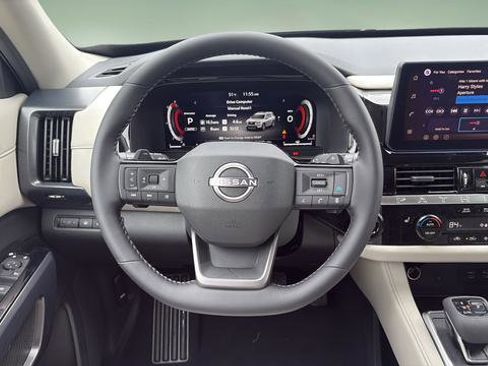 New 2026 Nissan Pathfinder SL AWD/4WD image 9