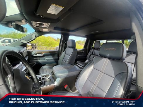 Used 2024 Chevrolet Silverado 1500 High Country w/ High Country Premium Package AWD/4WD image 13