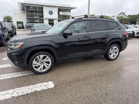 Used 2023 Volkswagen Atlas SE image 17