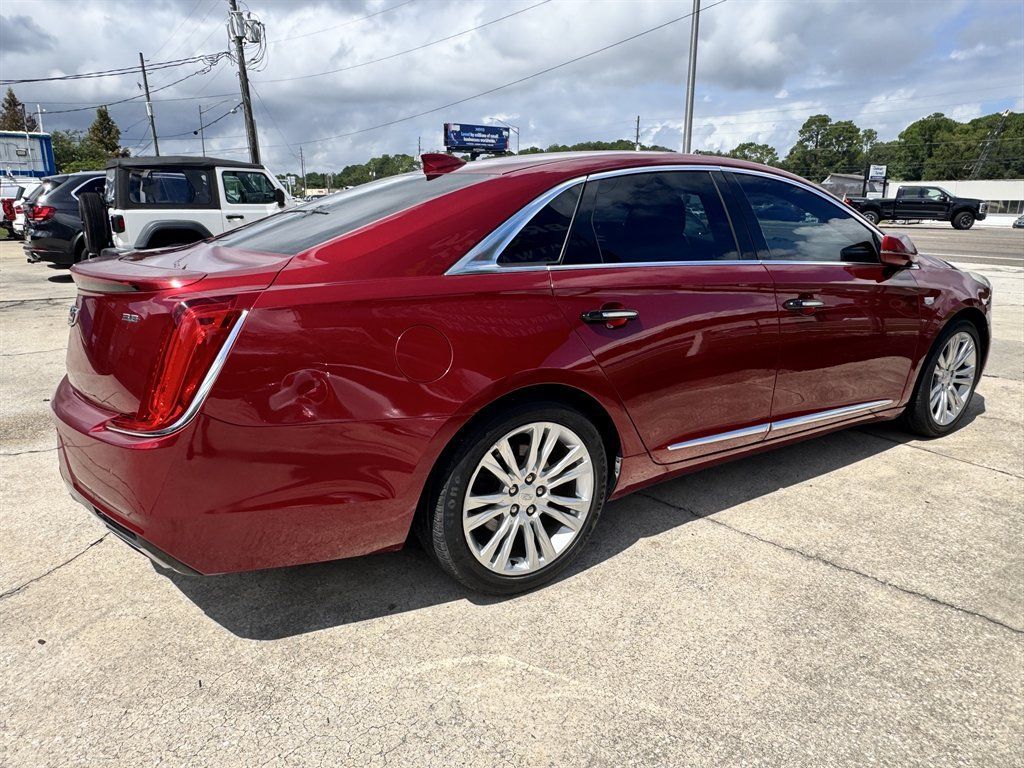 Used 2018 Cadillac XTS Luxury FWD image 5