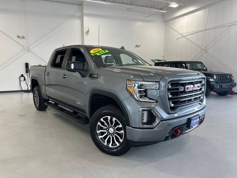 Used 2019 GMC Sierra 1500 AT4 w/ Off Road Performance Package AWD/4WD image 4