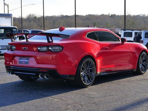 Used 2024 Chevrolet Camaro ZL1 image 9