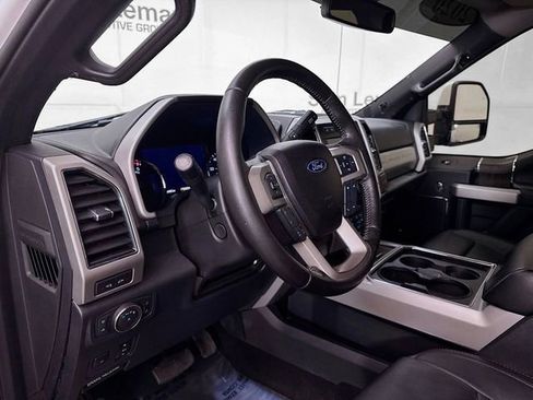 Used 2020 Ford F350 Lariat w/ Lariat Ultimate Package AWD/4WD image 9