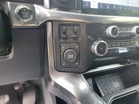 Used 2023 Ford F150 Lariat w/ Equipment Group 502A High AWD/4WD image 23
