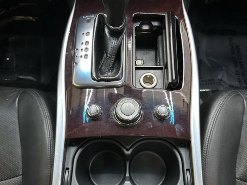 Used 2013 INFINITI M35 w/ Premium Pkg RWD image 27
