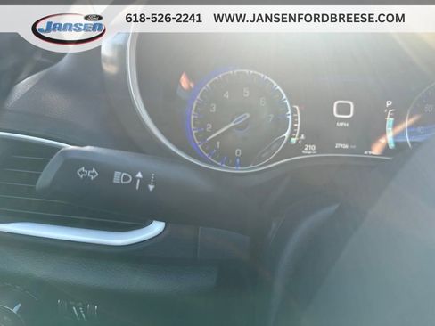 Used 2025 Chrysler Pacifica Select FWD image 20