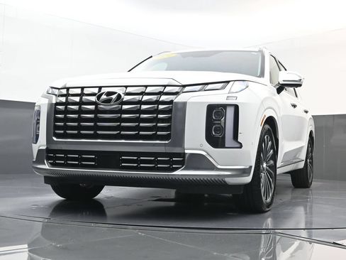 Certified 2024 Hyundai Palisade Calligraphy AWD/4WD image 31