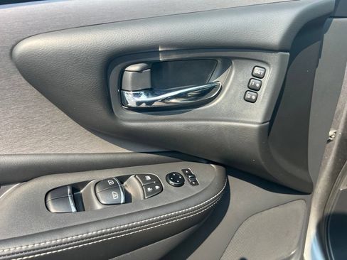 Used 2023 Nissan Murano SL w/ SL Moonroof Package AWD/4WD image 10