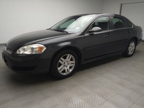 Used 2016 Chevrolet Impala LT image 2