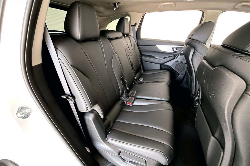 Certified 2025 Acura MDX SH-AWD image 33