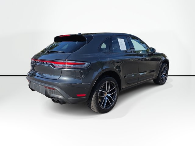 Used 2025 Porsche Macan AWD/4WD image 5