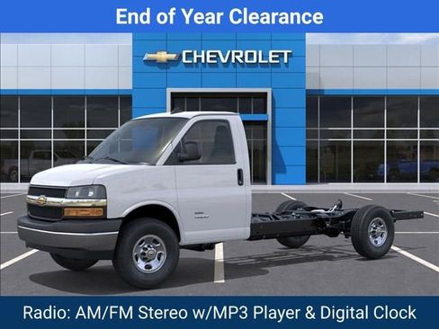 New 2025 Chevrolet Express 3500 w/ Power Convenience Package image 2