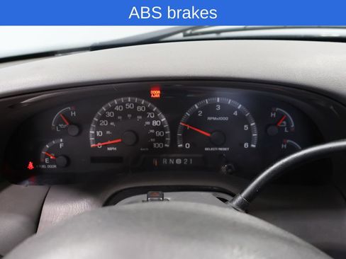 Used 2004 Ford F150 XLT image 3