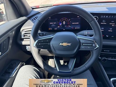 New 2026 Chevrolet Traverse LT w/ Driver Confidence Package AWD/4WD image 14