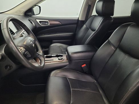 Used 2017 Nissan Pathfinder Platinum w/ Family Entertainment Package AWD/4WD image 17