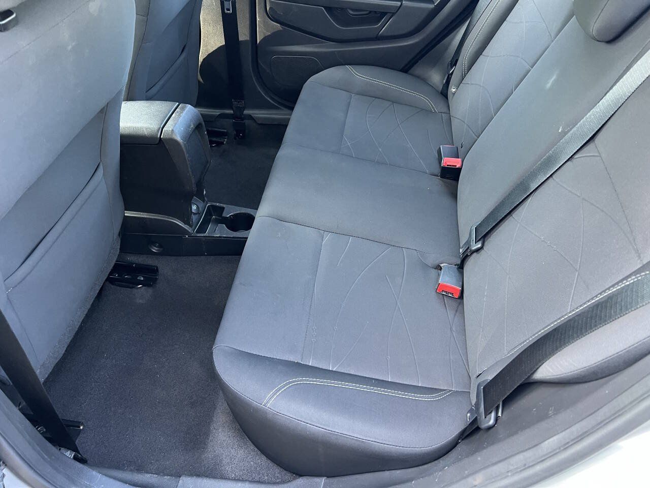 Used 2015 Ford Fiesta SE FWD image 11