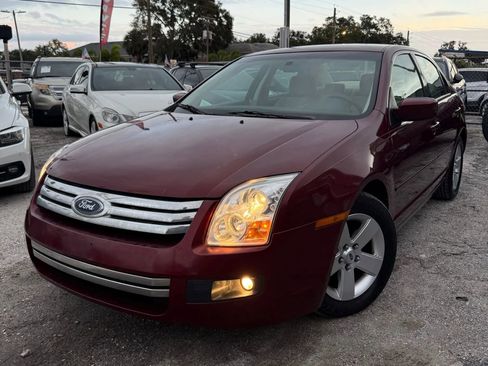 Used 2007 Ford Fusion SE image 2