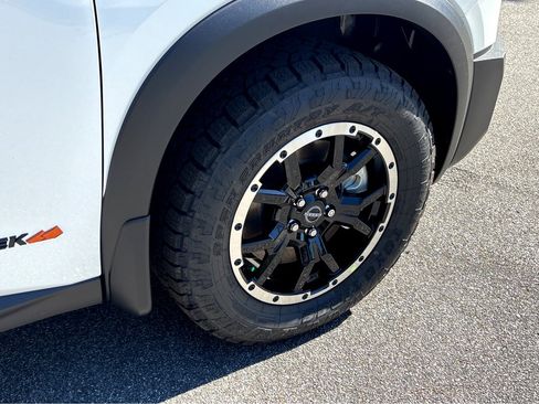 New 2025 Nissan Pathfinder Rock Creek image 29