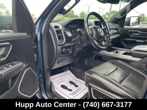Used 2022 RAM 1500 Laramie w/ Sport Appearance Package AWD/4WD image 10