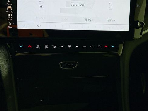 New 2026 Jeep Grand Cherokee L Limited AWD/4WD image 11