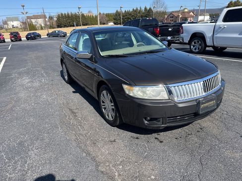 Used 2006 Lincoln Zephyr image 8
