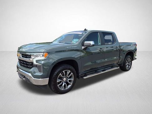 Used 2025 Chevrolet Silverado 1500 LT AWD/4WD image 6