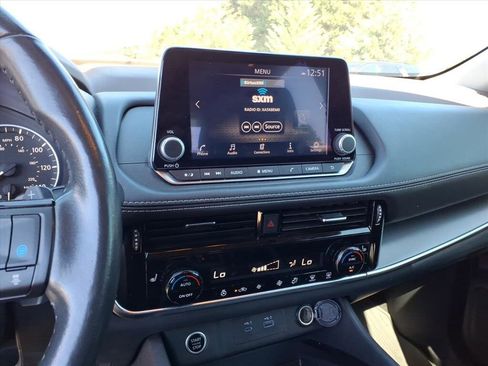 Used 2023 Nissan Rogue SV w/ SV Premium Package image 10