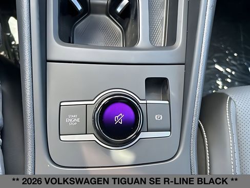 New 2026 Volkswagen Tiguan SE R-Line AWD/4WD image 34