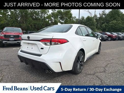 Used 2024 Toyota Corolla SE FWD image 8