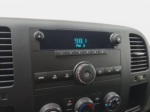 Used 2010 GMC Sierra 1500 W/T RWD image 17