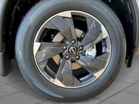 New 2026 Nissan Rogue SV image 12