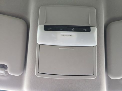 Used 2023 Nissan Rogue S image 7