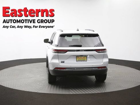 Used 2022 Jeep Grand Cherokee Limited 4xe w/ Luxury Tech Group II AWD/4WD image 41