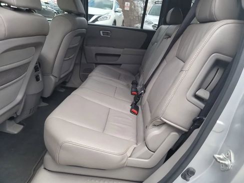Used 2010 Honda Pilot EX-L image 25