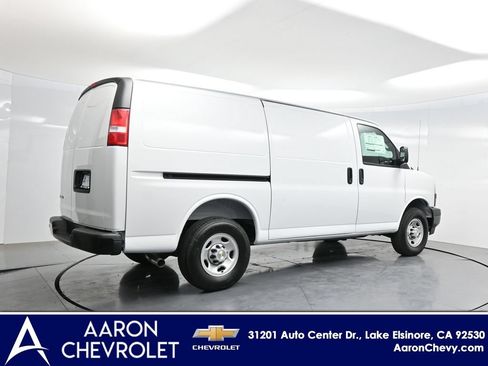 New 2026 Chevrolet Express 2500 w/ Driver Convenience Package RWD image 36