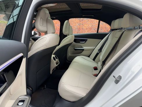 New 2026 Mercedes-Benz C 300 4MATIC Sedan image 23