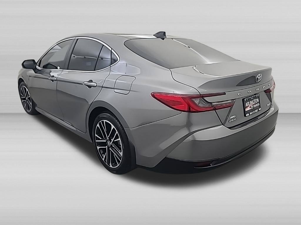 Used 2026 Toyota Camry XLE AWD/4WD image 6