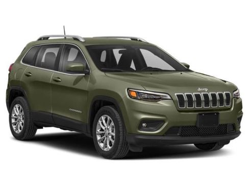 Used 2021 Jeep Cherokee Latitude Plus AWD/4WD image 6