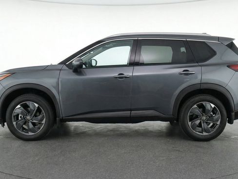 Used 2025 Nissan Rogue SV AWD/4WD image 5