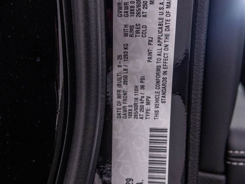 New 2025 Jeep Grand Cherokee L Altitude image 42