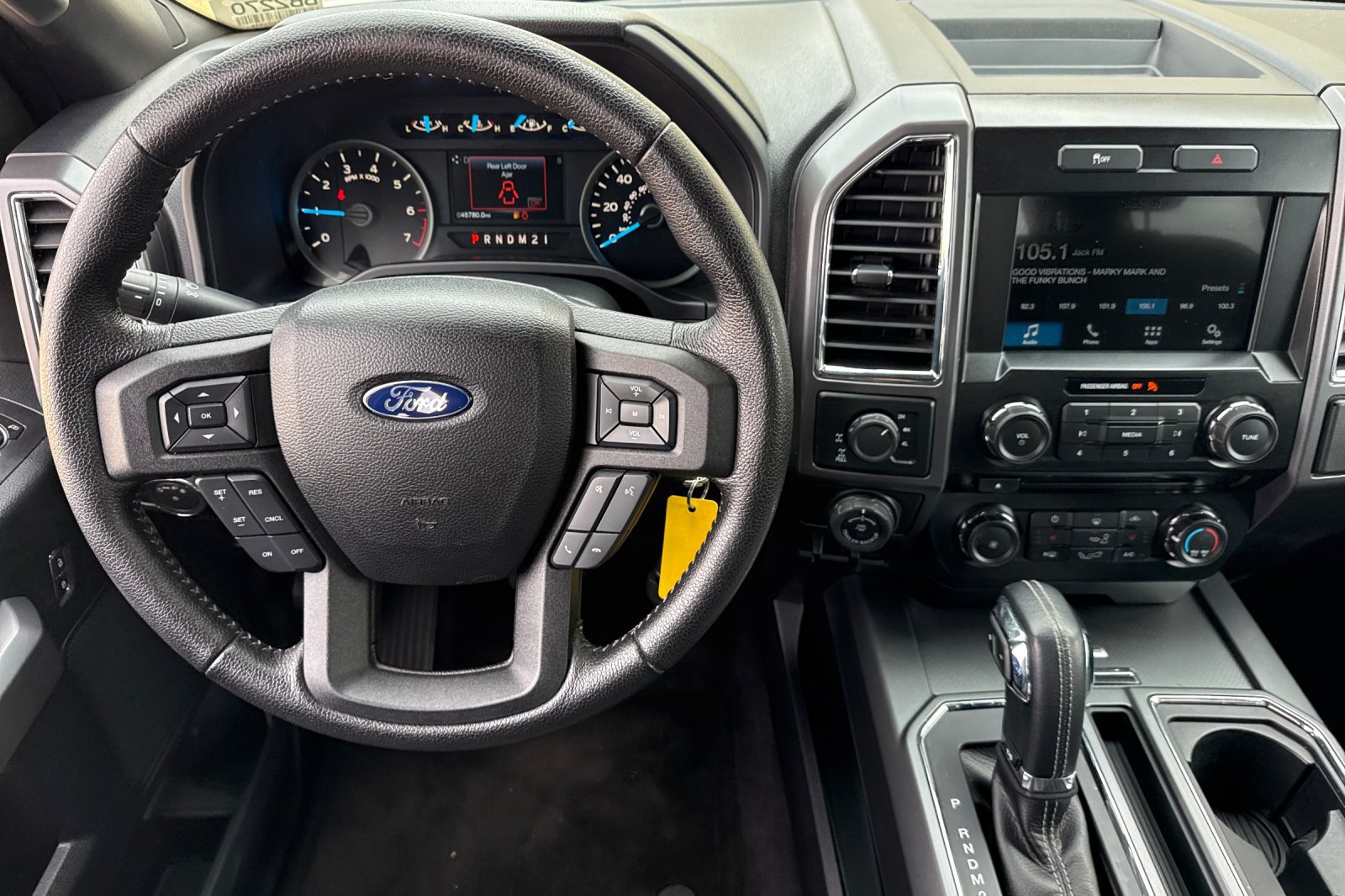 Used 2016 Ford F150 XLT w/ Equipment Group 302A Luxury AWD/4WD image 15