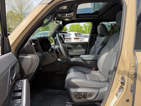 Used 2024 Lexus GX 550 AWD/4WD image 26